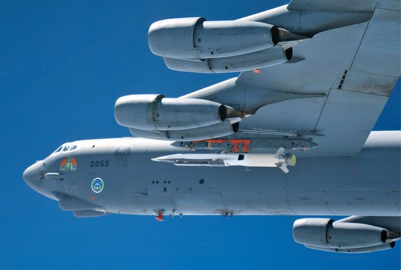 U.S., Russia, China Race to Develop Hypersonic Weapons