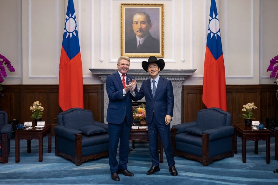 Taiwan US