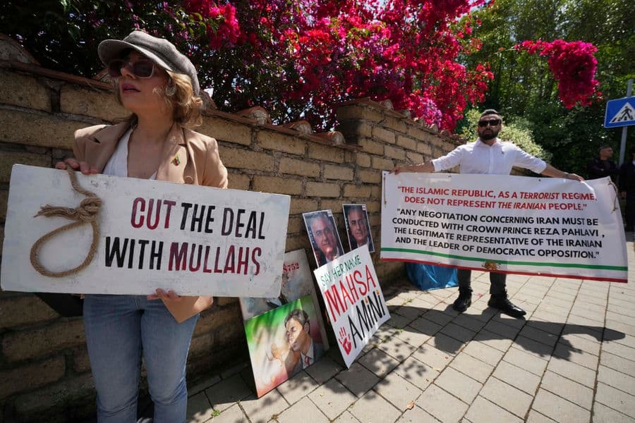 Italy US Iran Talks