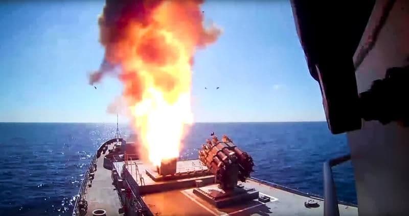 Russia Fires Cruise Missiles, Targets ISIS Positions in Syria
