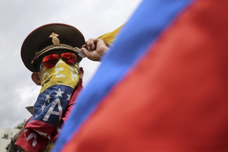 Alternative Futures: United Kingdom Options in Venezuela