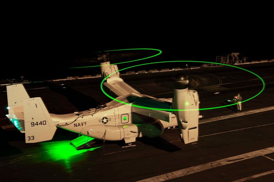 A CMV-22B Osprey taxis aboard USS Carl Vinson (CVN 70).